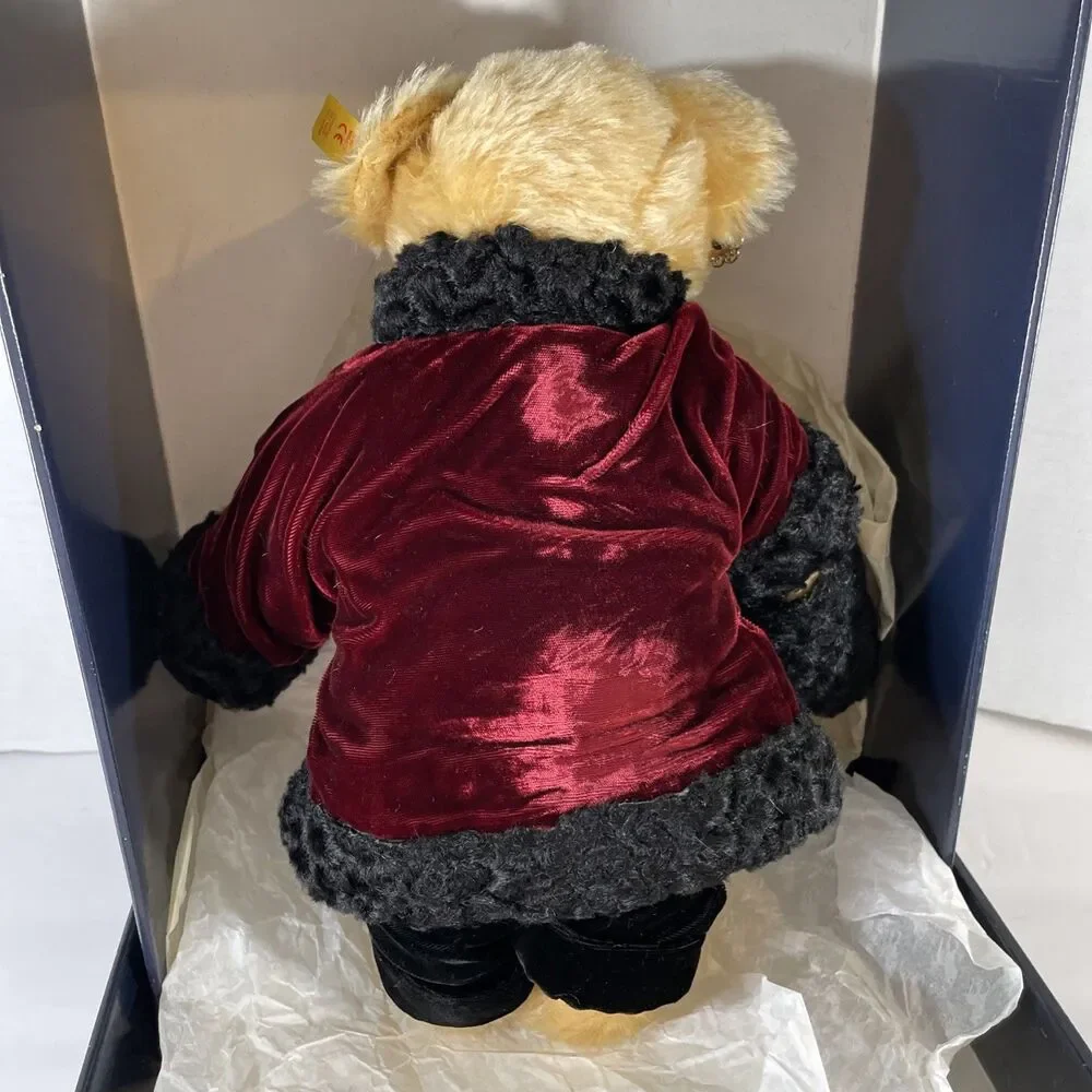 Steiff Polo Ralph Lauren “Russian Girl” Bear 650581 1994 LE 146/1100